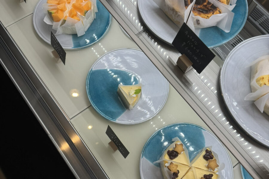 CheeseCake専門店 Matsumoto DAISEN様にお皿のご注文をいただきました。